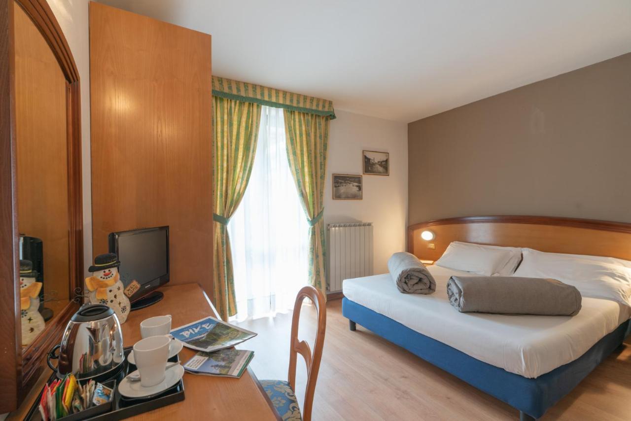 Hotel Posta อาปริกา ภายนอก รูปภาพ