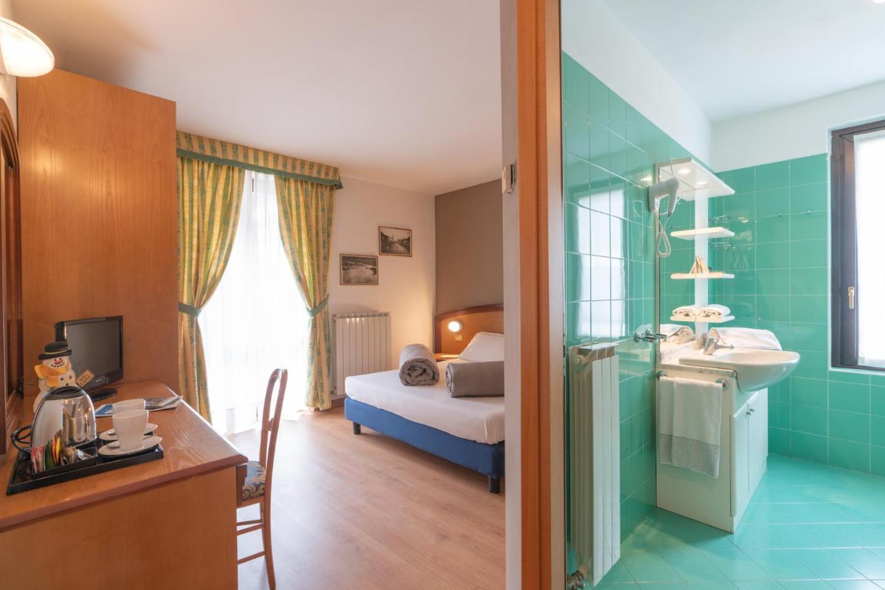 Hotel Posta อาปริกา ภายนอก รูปภาพ